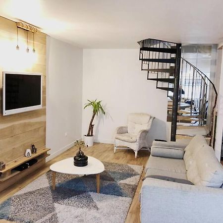 Maison Calme Et Cosy Aux Portes De Paris إيفري سور سين المظهر الخارجي الصورة